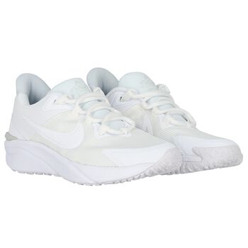 White Nike Star Runner Trainers